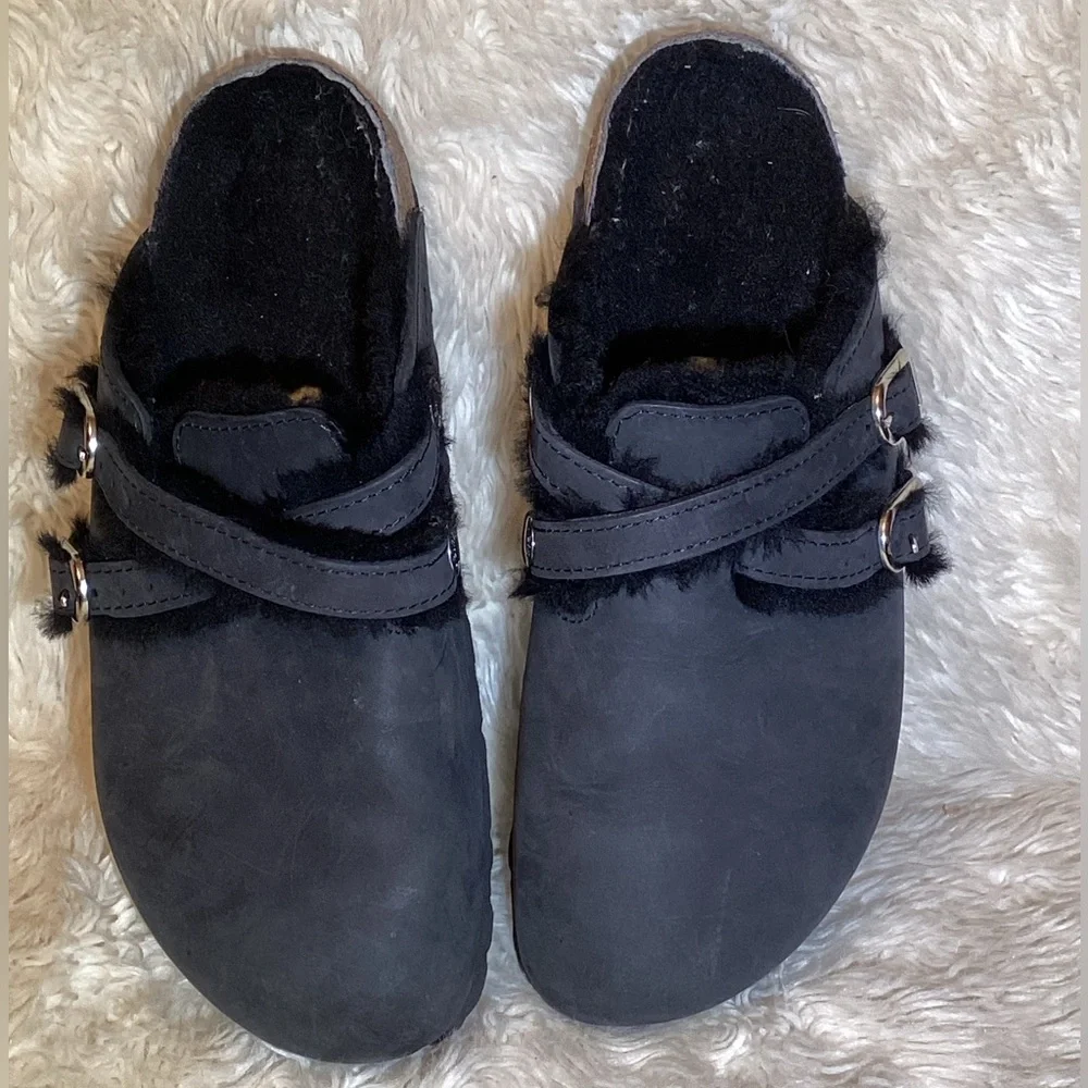 Birkenstock black leather women size 7